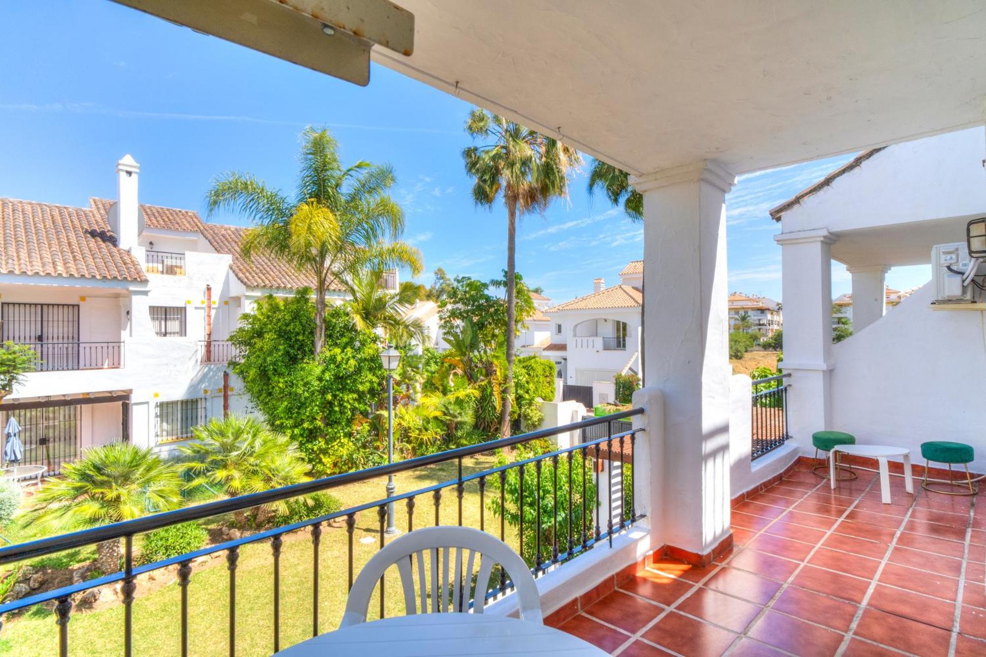 Serenity Luxury , Puerto Banus Marbella Exteriör bild