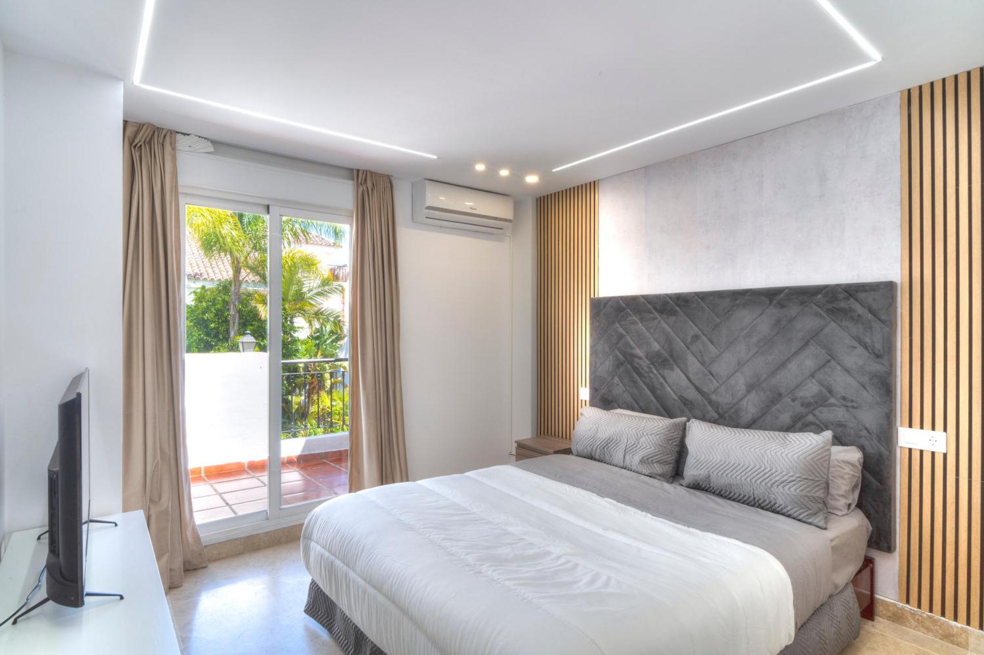 Serenity Luxury , Puerto Banus Marbella Exteriör bild